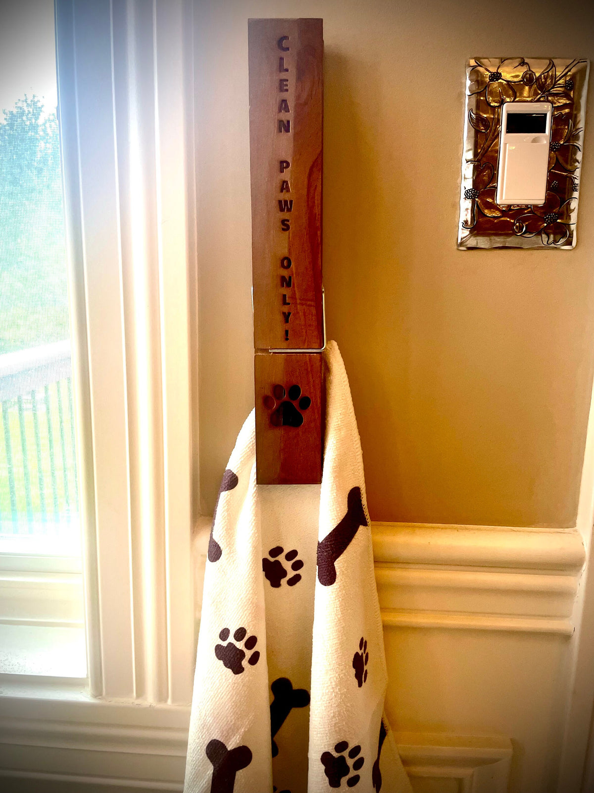 Custom Engraved Wood Dog Towel Holder | Wet & Muddy Paws | Pet Lover Gift
