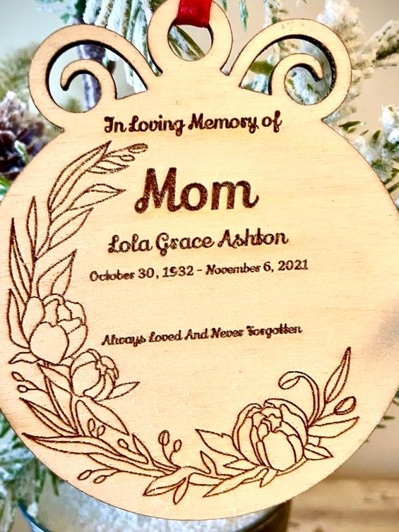 Custom Memorial Remembrance Keepsake Wood Ornament | Personalized | Condolence Gift