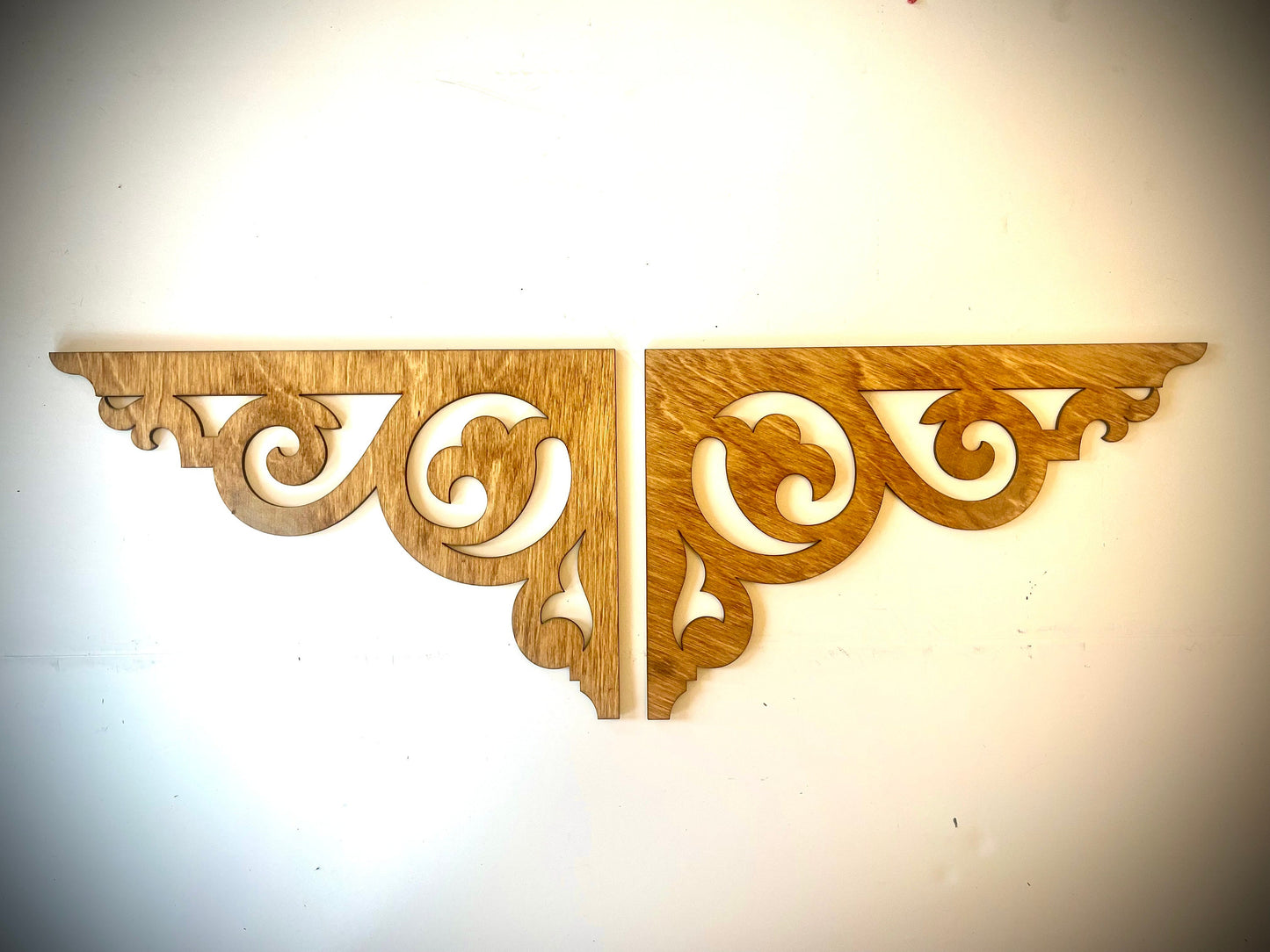 Elegant Wood Corner Accent & Trim | Set of 2 | Multiple Sizes & Finishes | Style D