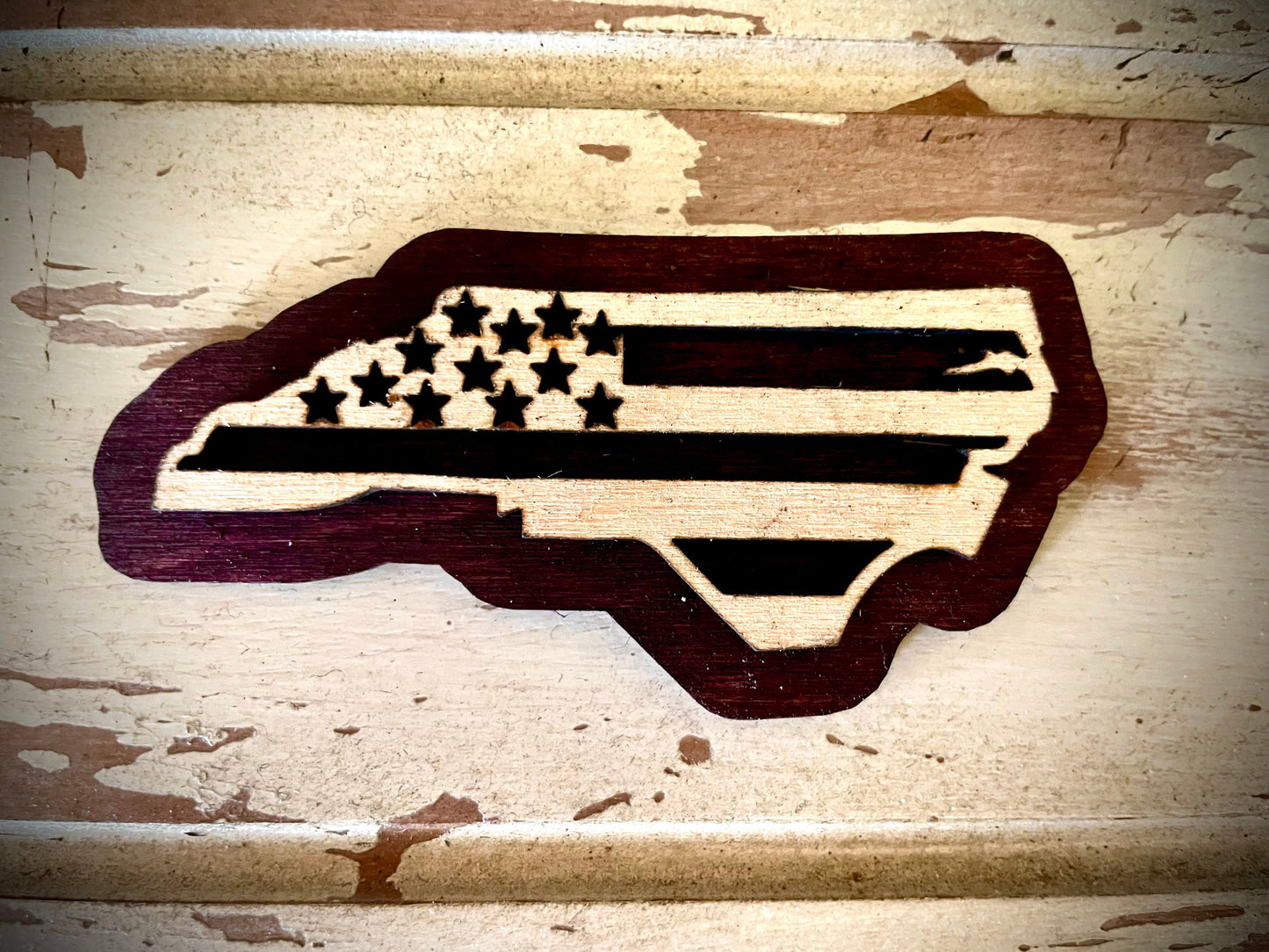 North Carolina US Flag 2-Layer Wood Refrigerator Magnet | 12 Finishes | Patriotic Gift