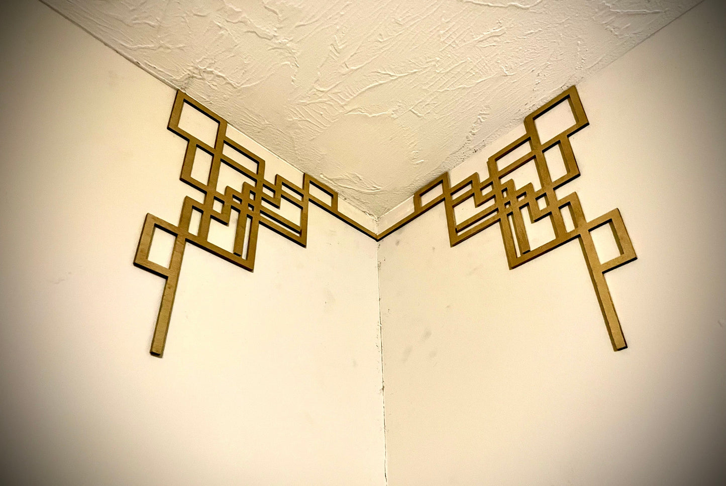 Art Deco Corner Trim Decoration - Set of 2 - Style M