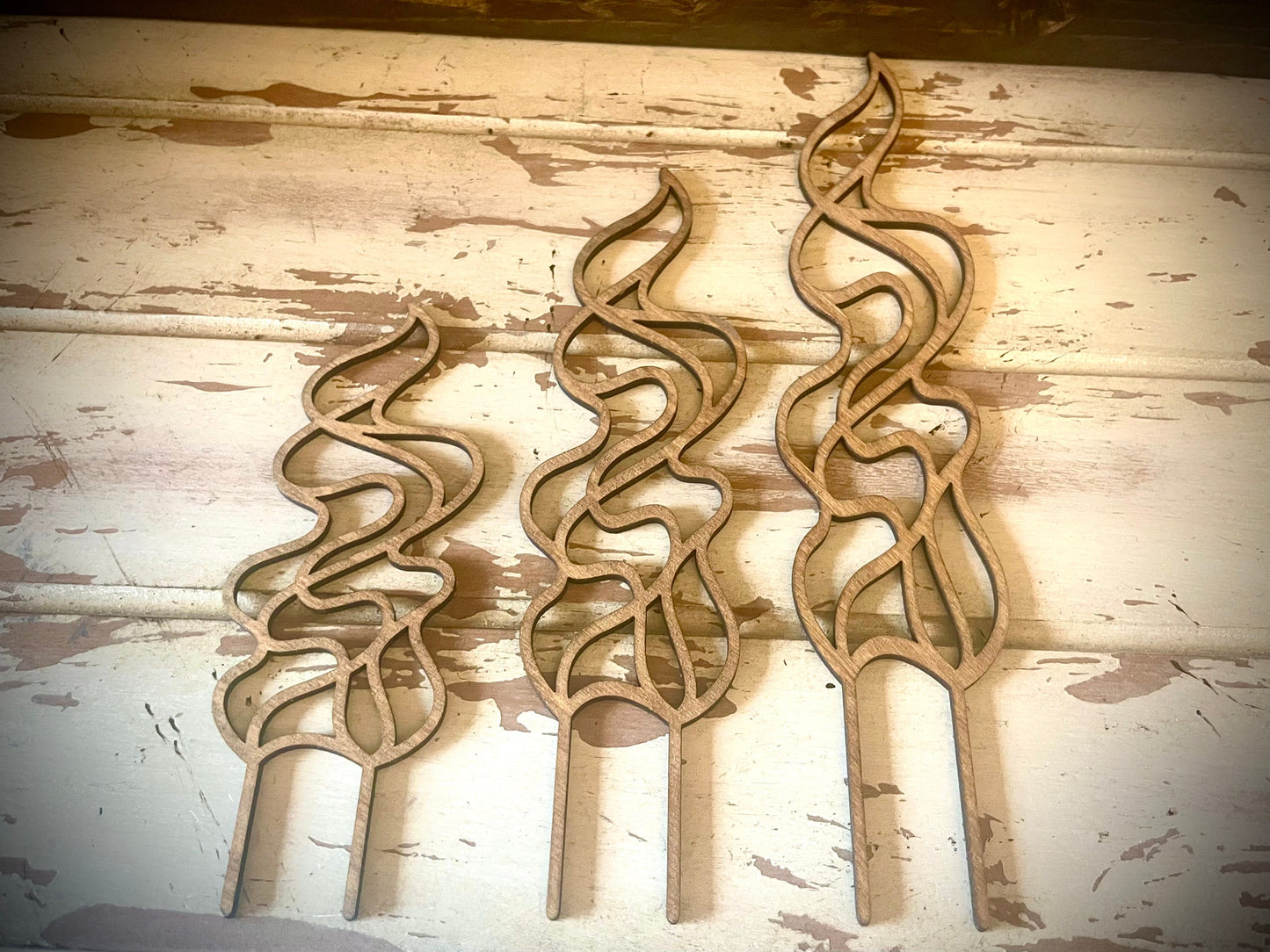 Boho Indoor Plant Trellis | Flame Shapes | Multiple Sizes & Finishes