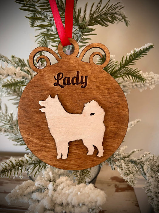 Alaskan Malamute Dog Personalized Wood Christmas Ornament & Gift Tag | Multiple Finishes | Dog Lover Gift