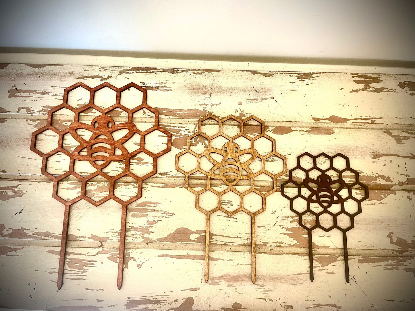 Boho Indoor Plant Trellis | Honeybee & Honeycomb | Multiple Sizes & Finishes | Style D