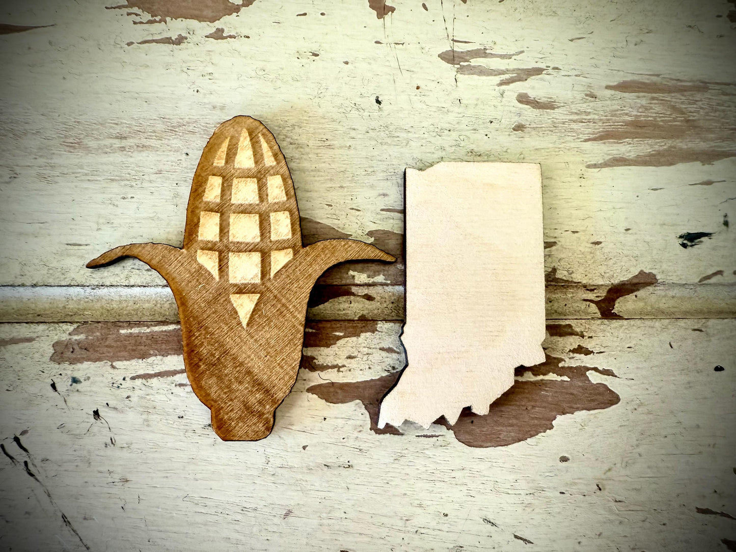 Tic Tac Indiana Wood Game | Laser Engraved | 12 Finishes | Indiana Gift