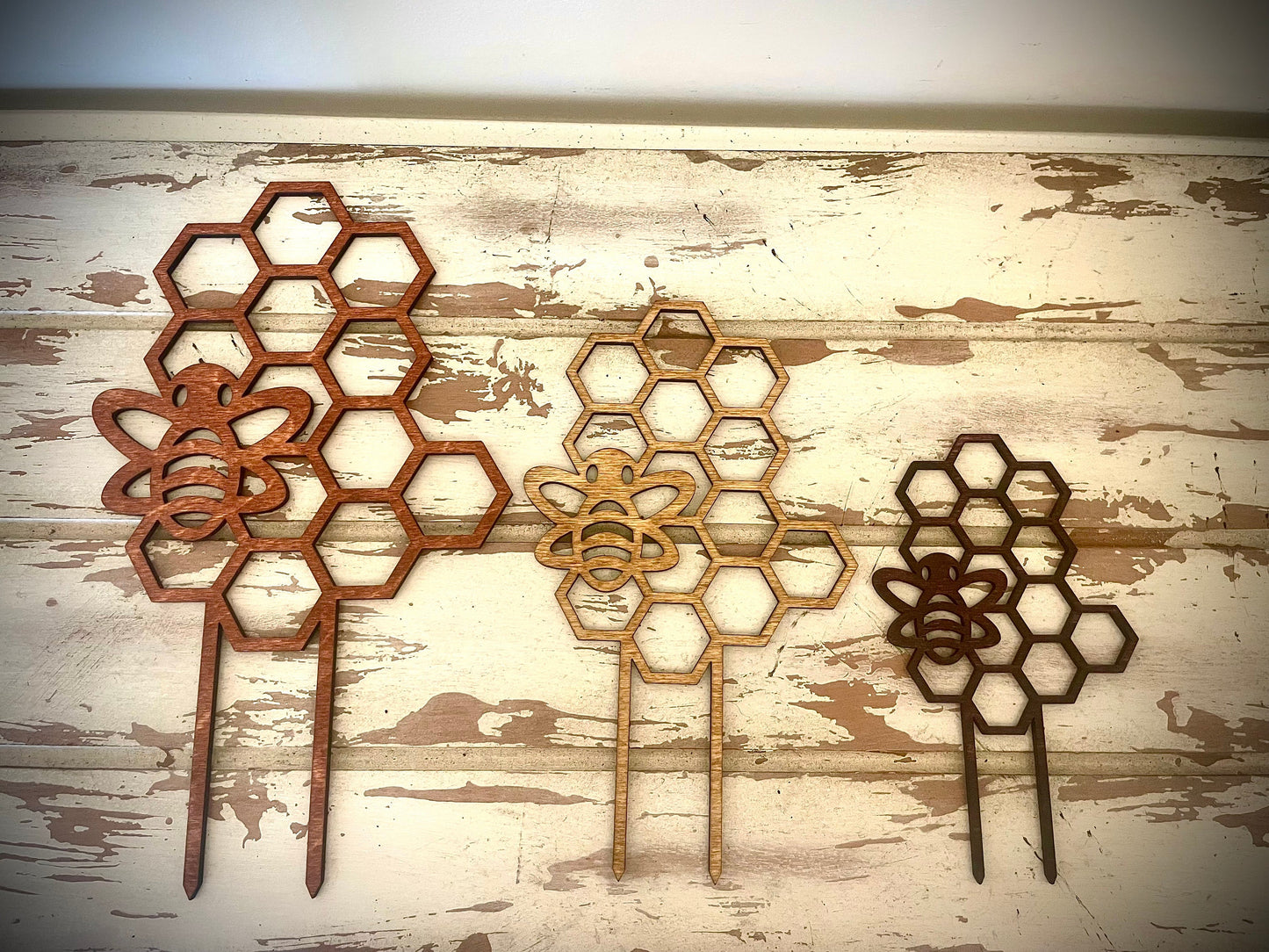 Boho Indoor Plant Trellis | Honeybee & Honeycomb | Multiple Sizes & Finishes | Style C