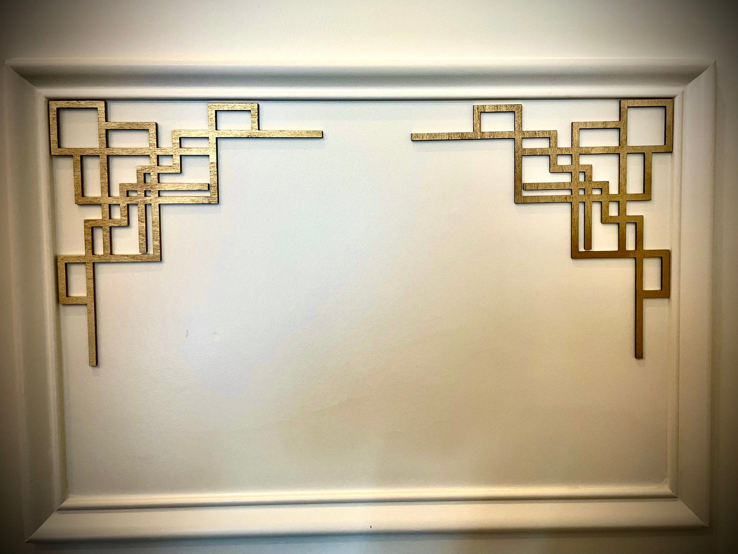 Art Deco Corner Trim Decoration - Set of 2 - Style M