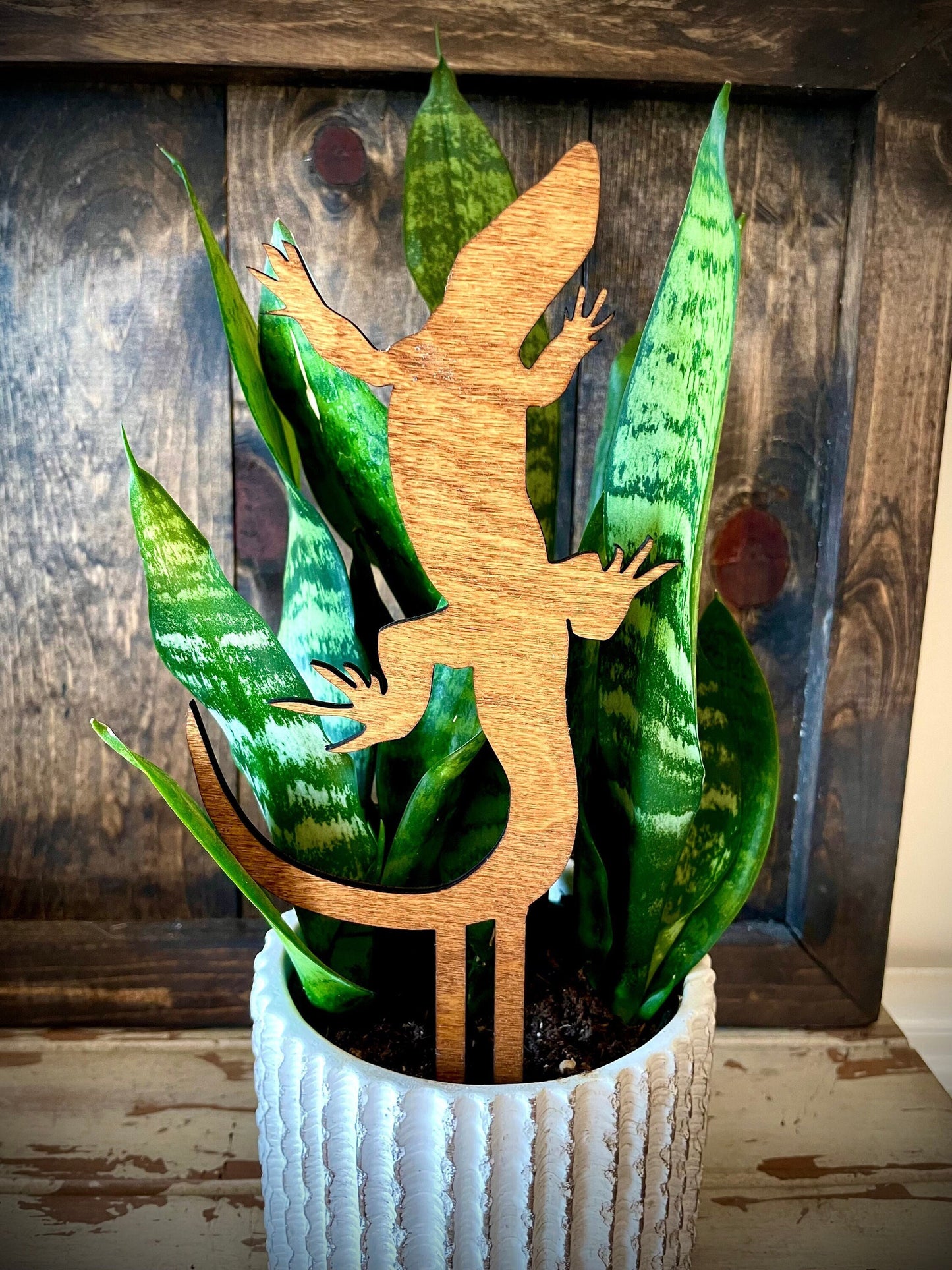 Boho Indoor Plant Trellis | Tropical Lizard | Multiple Sizes & Finishes