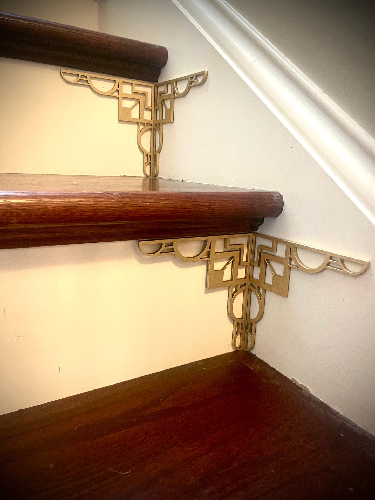 Art Deco art deco staircase corner accents / embellishments (set of 4)  - style B