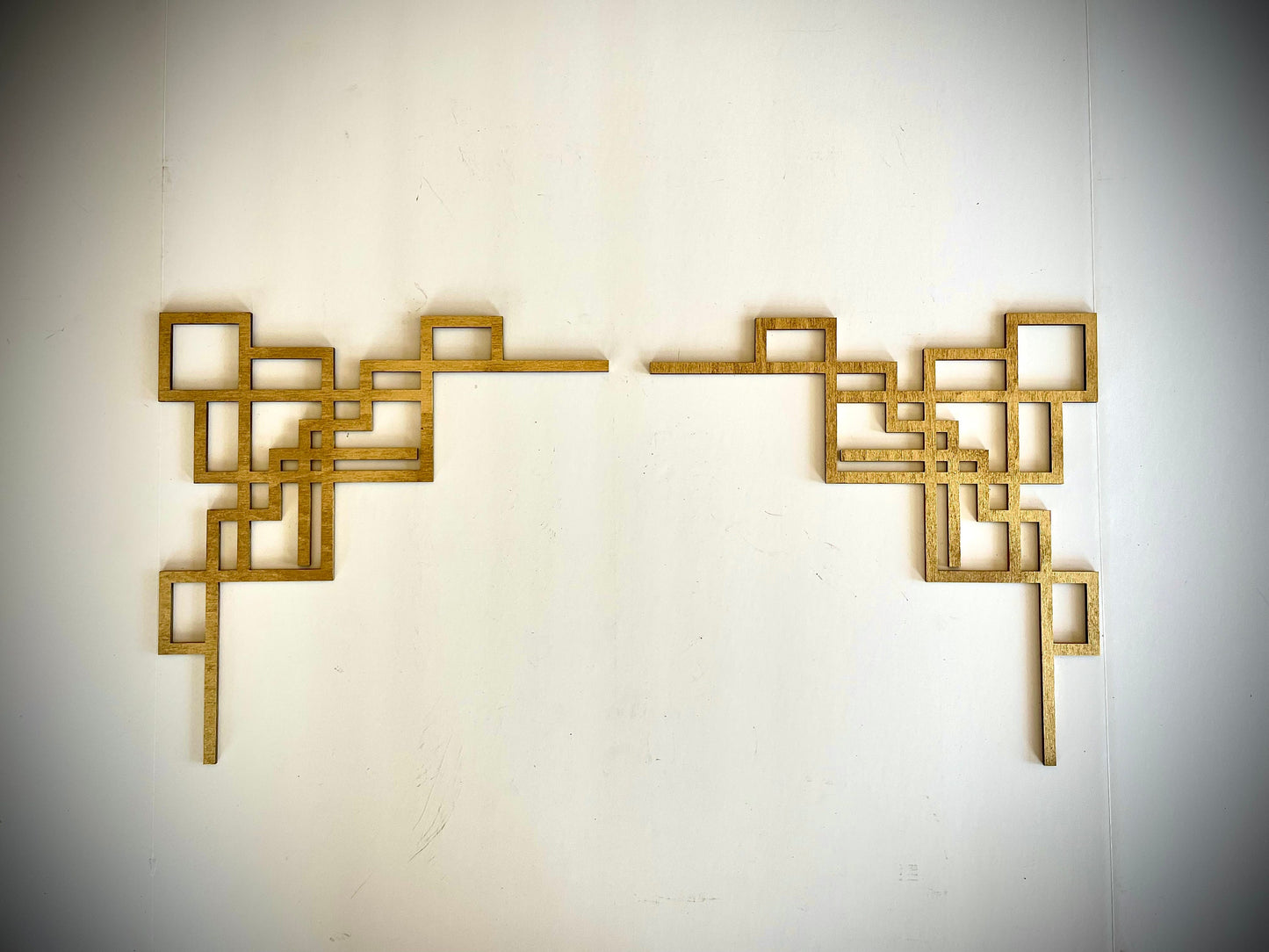 Art Deco Corner Trim Decoration - Set of 2 - Style M