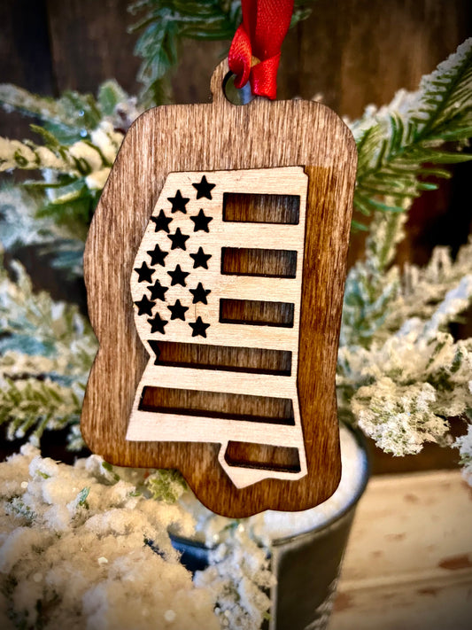 Mississippi US Flag Wood Ornament & Gift Tag | 12 Finishes | Patriotic Gift