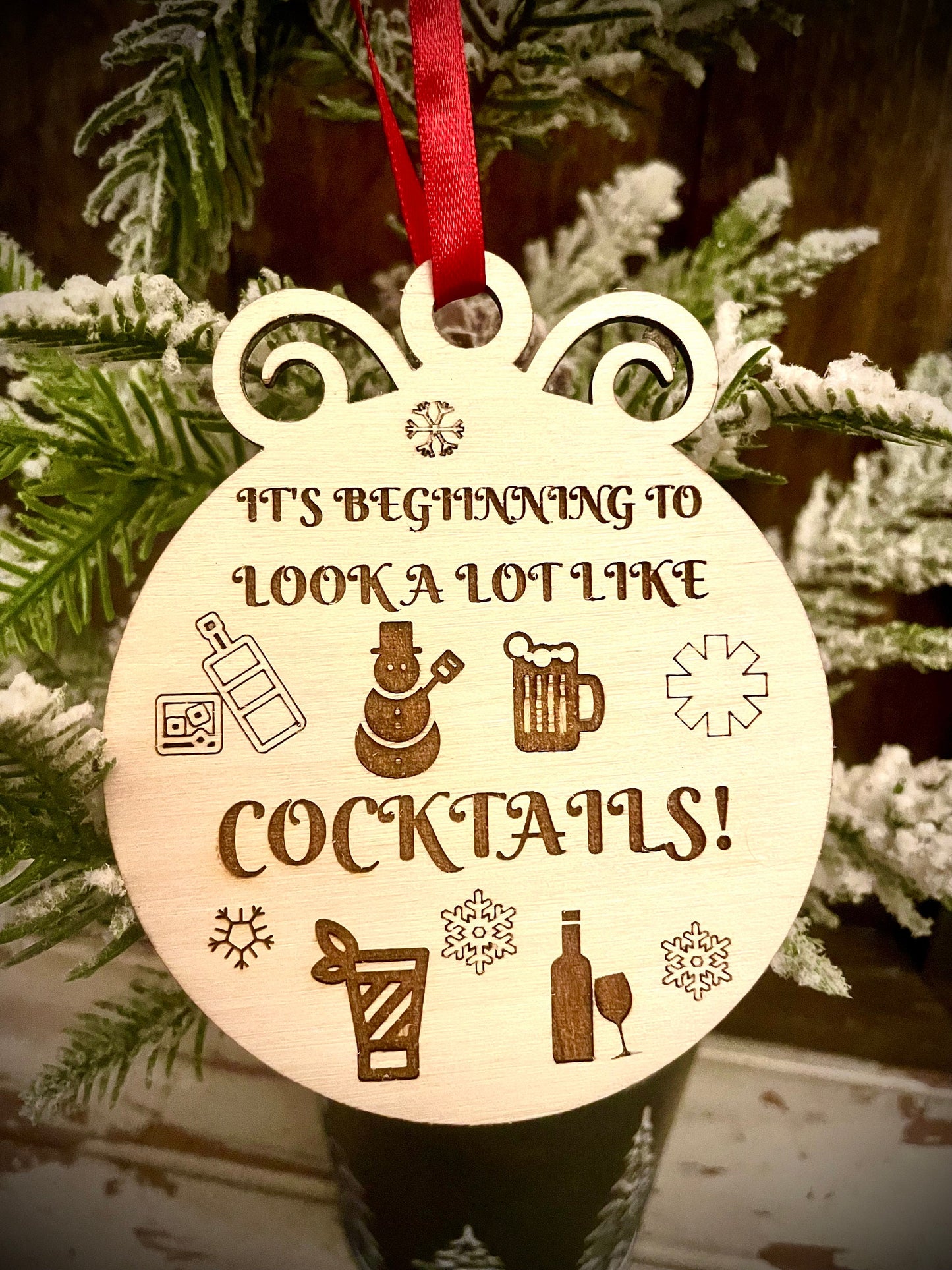 It's Beginning to Look a Lot Like Cocktails Funny Wood Ornament & Gift Tag | Holiday Humor Gift