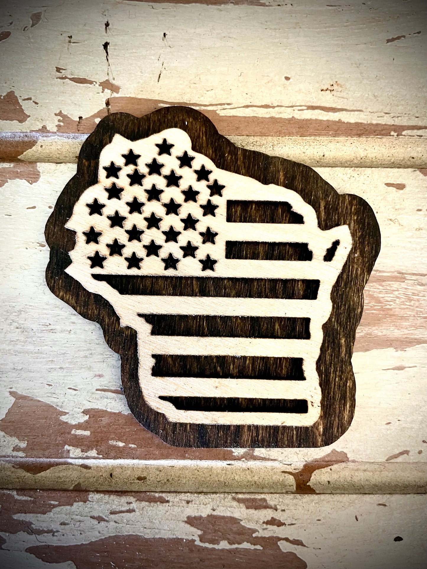 Wisconsin US Flag 2-Layer Wood Refrigerator Magnet | 12 Finishes | Patriotic Gift