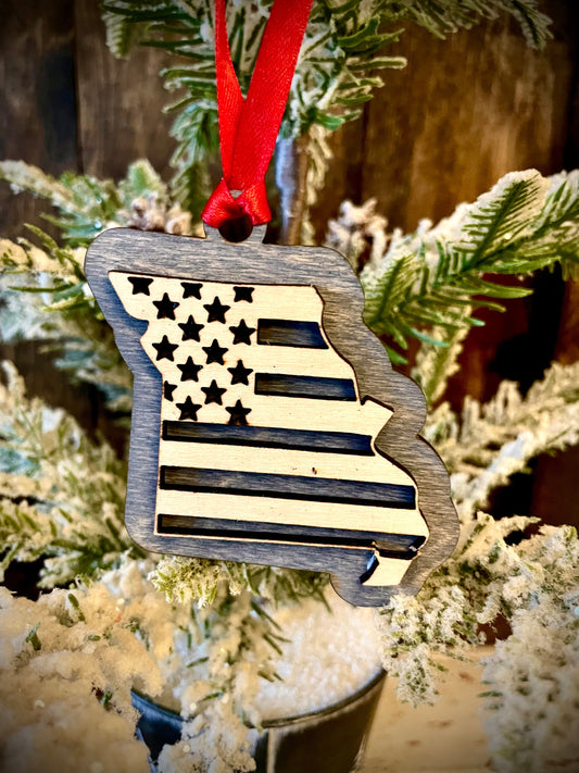 Missouri US Flag Wood Ornament & Gift Tag | 12 Finishes | Patriotic Gift