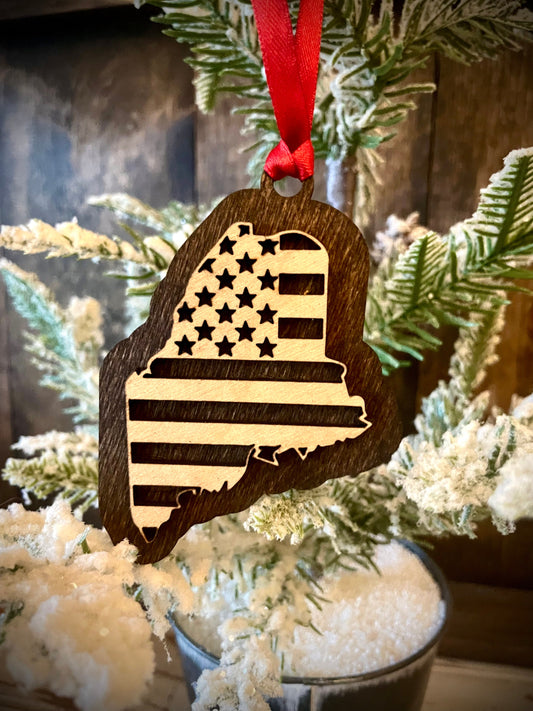 Maine US Flag Wood Ornament & Gift Tag | 12 Finishes | Patriotic Gift