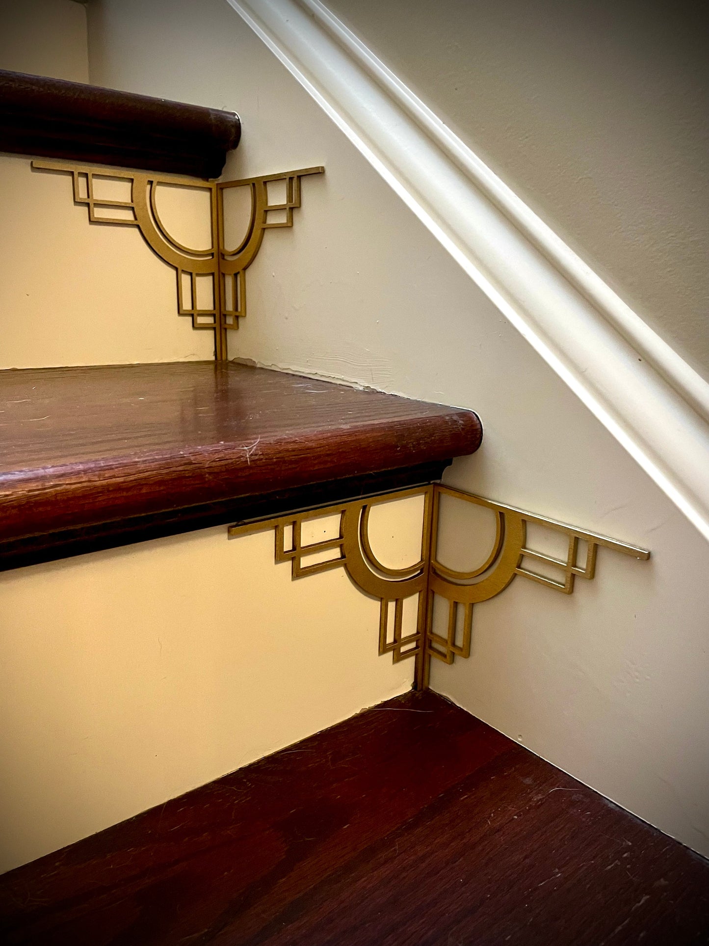 Art Deco art deco staircase corner accents / embellishments (set of 4) available multiples sizes & finishes - Style A