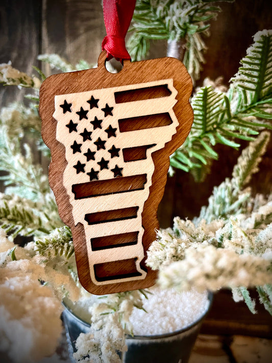 Vermont US Flag Wood Ornament & Gift Tag | 12 Finishes | Patriotic Gift