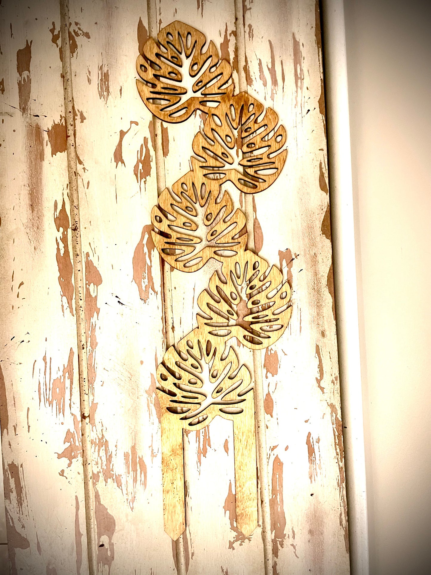 GIANT 18" Boho Indoor Plant Trellis | 5-Leaf Monstera | 12 Finishes | 2 Thicknesses