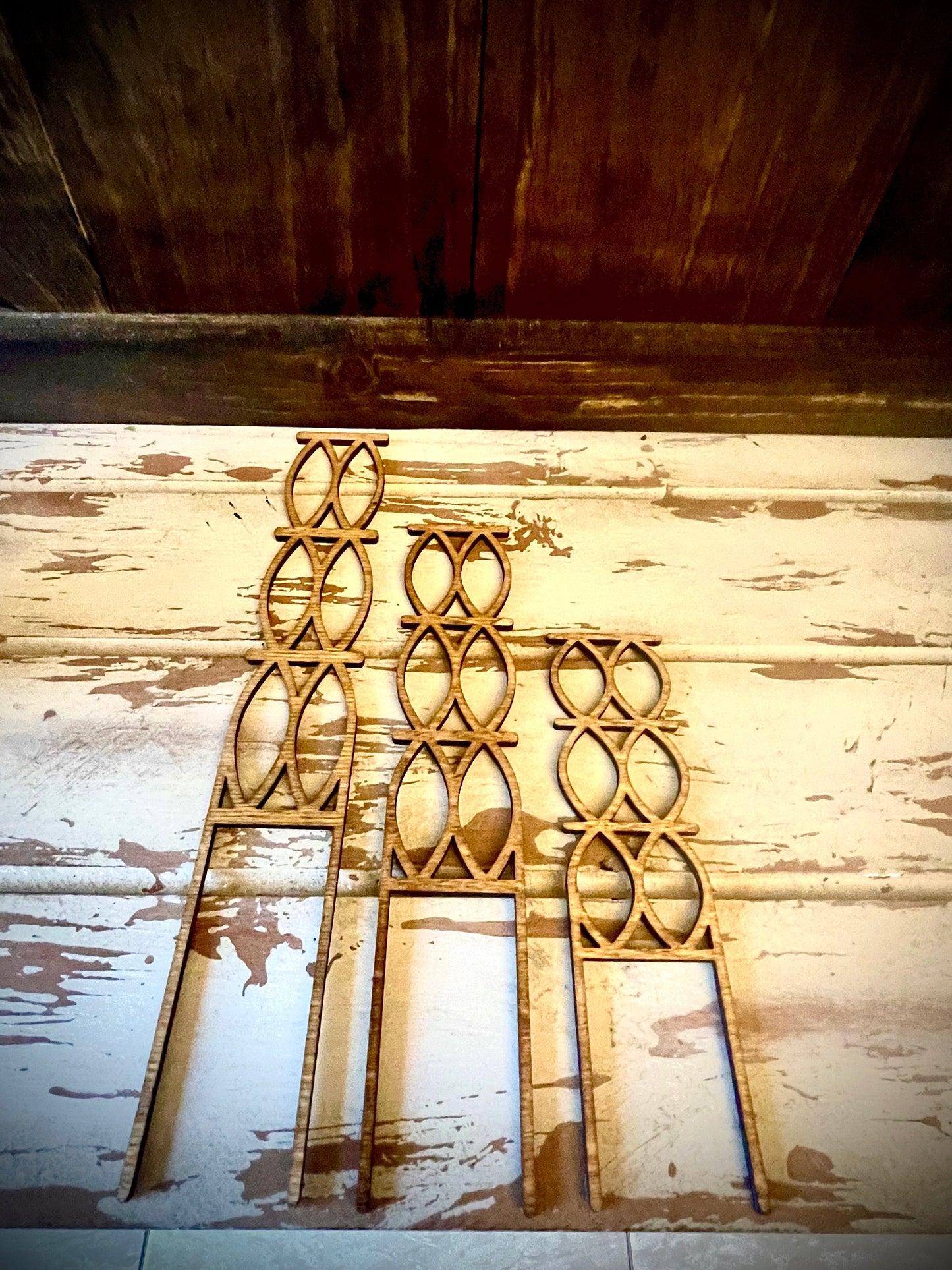 Boho Indoor Plant Trellis | Fish Shape & Ellipse | Multiple Sizes & Finishes