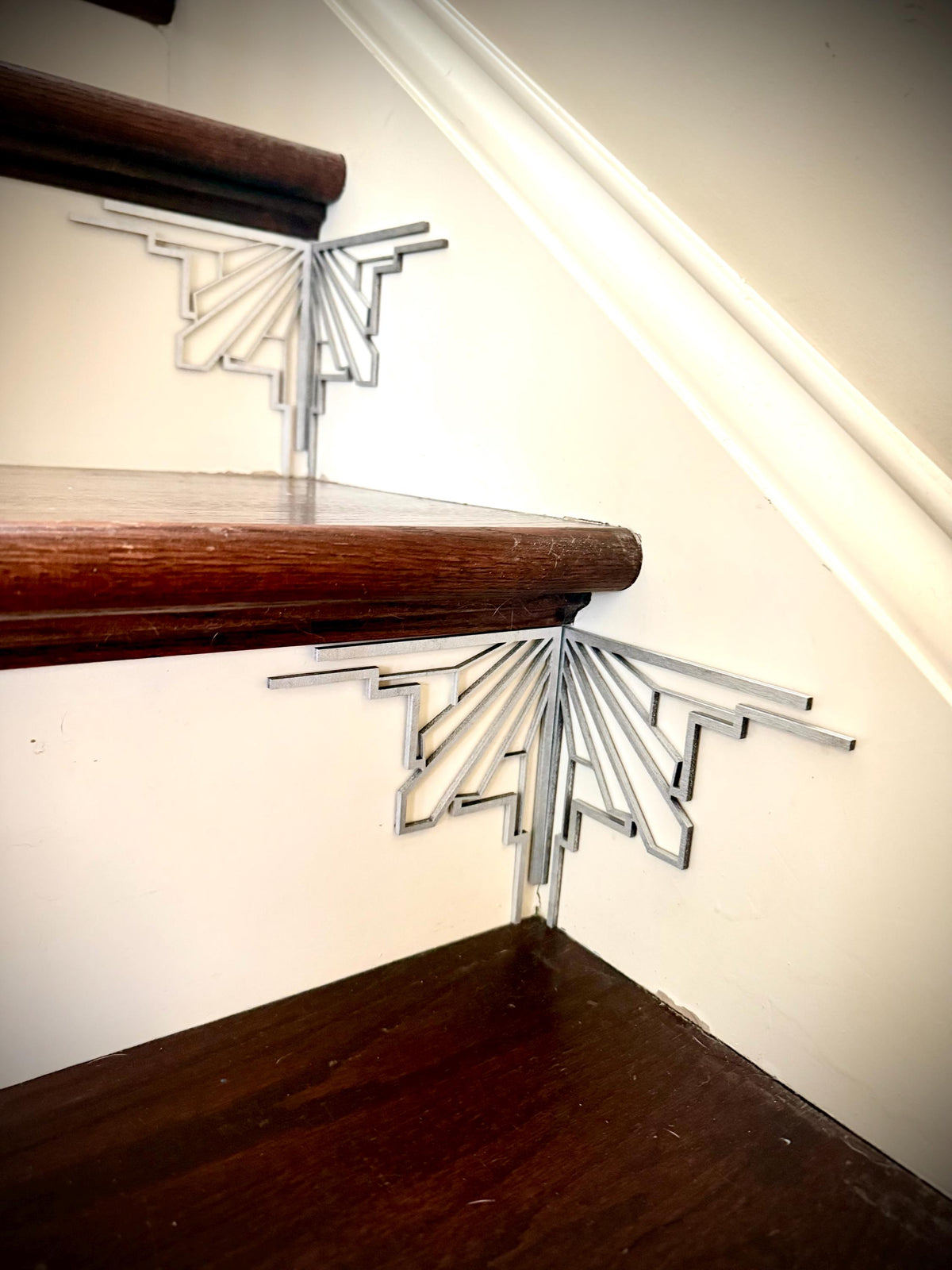 Beacon-art deco staircase corner accents / embellishments (set of 4) in natural or other finishes- set AF